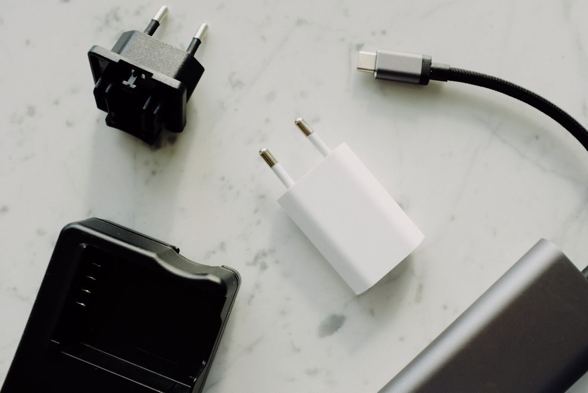 USB-C brzi punjač 65W